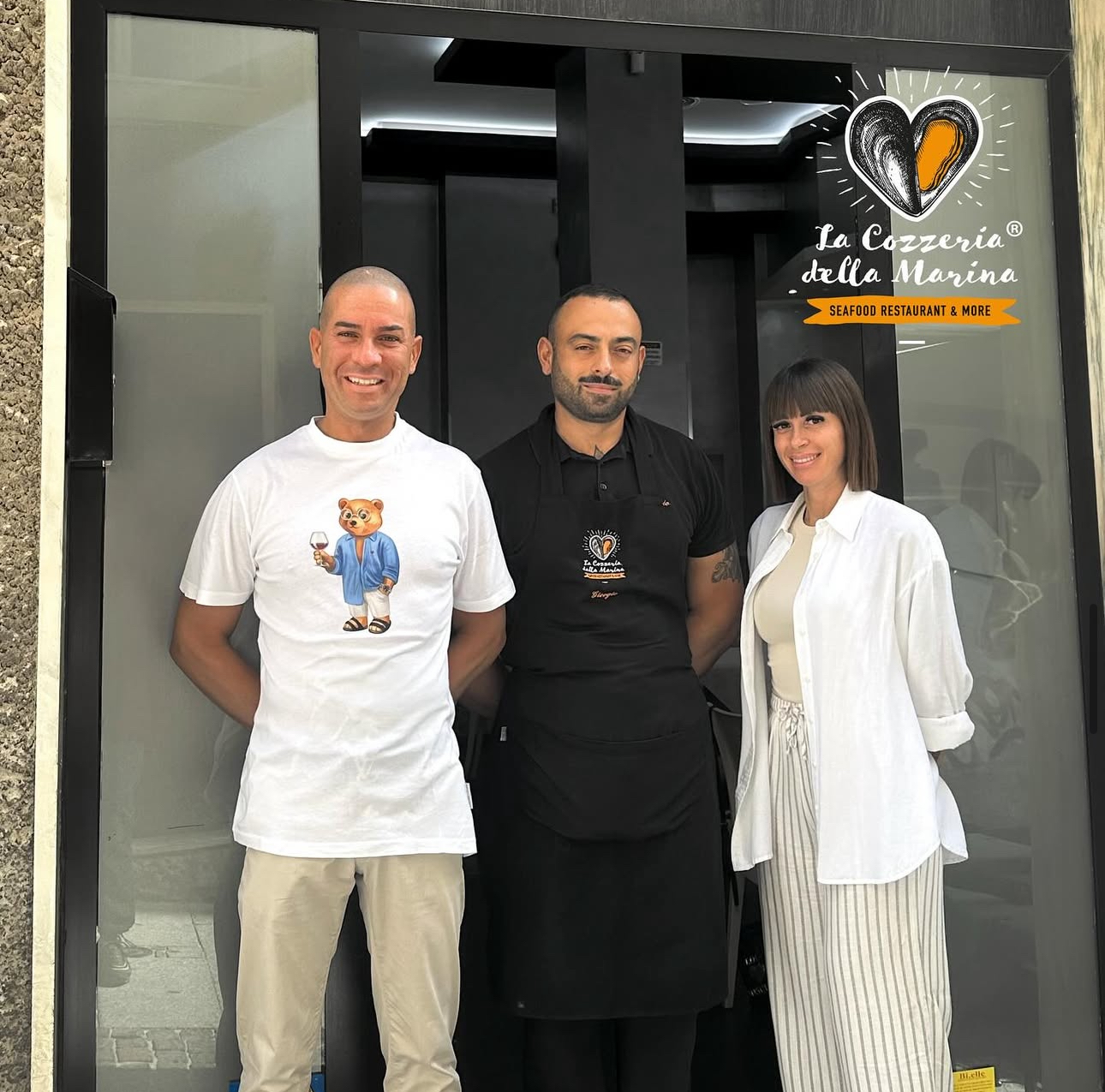 The La Cozzeria della Marina team